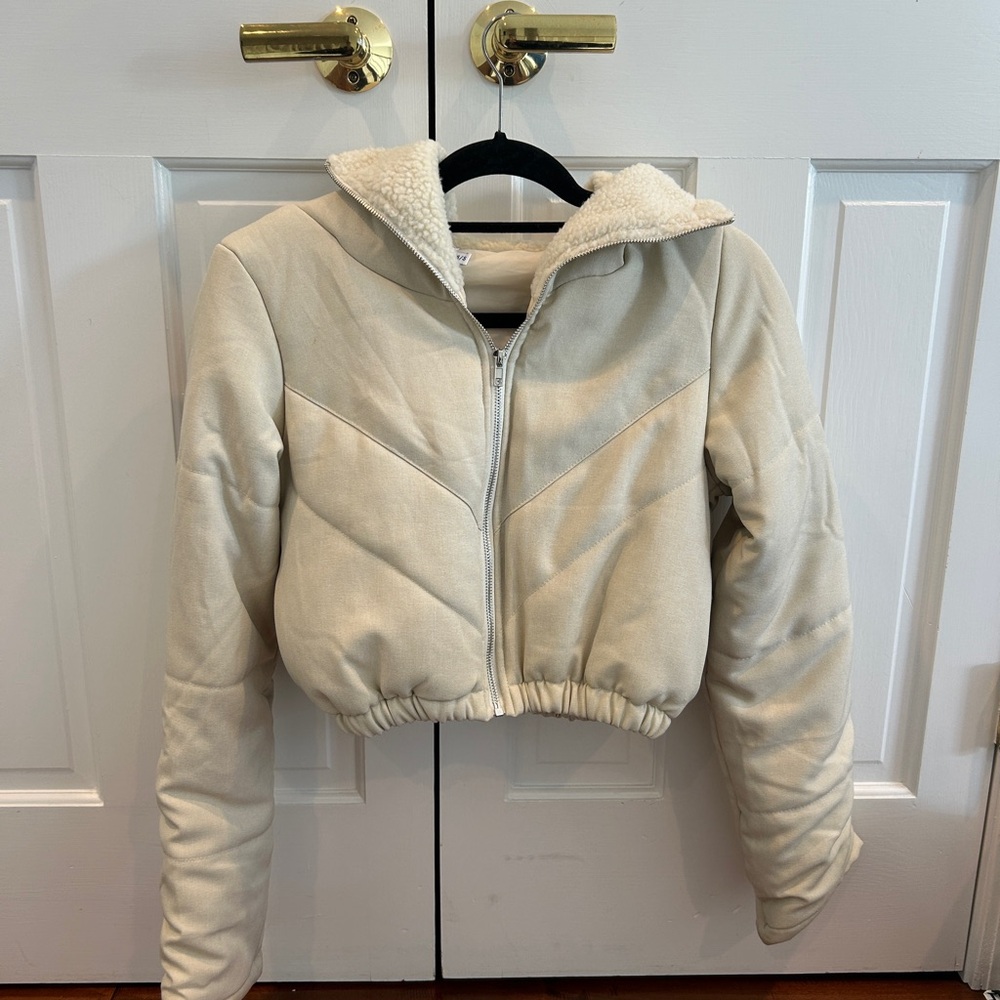 Princess Polly worn once cream cropped jacket